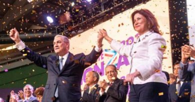 PLD mueve sus fichas y presenta a Margarita como vice de Gonzalo PLD mueve sus fichas y presenta a Margarita como vice de Gonzalo