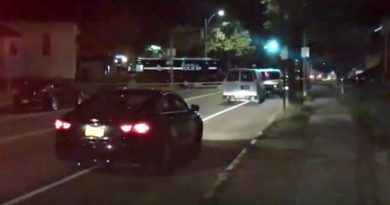 Dos muertos y 14 heridos por tiroteo durante una fiesta en Nueva York Dos muertos y 14 heridos por tiroteo durante una fiesta en Nueva York